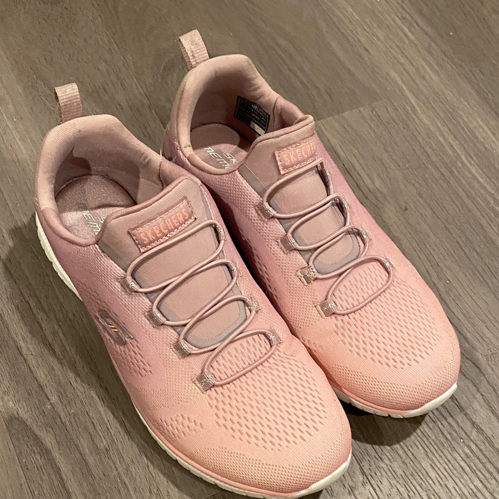 Skechers Women's Blush Pink Sneakers